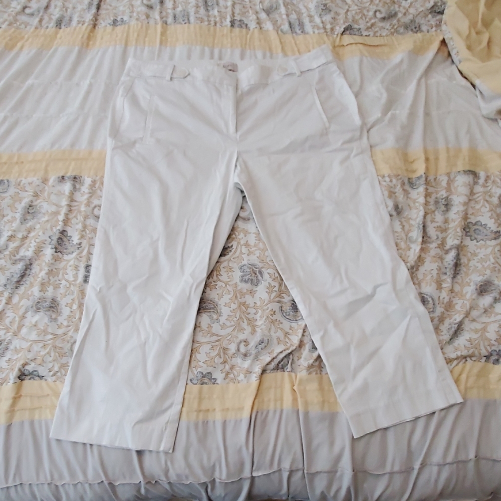 Capri Pants